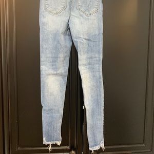 Slightly worn cute Buckle Jeans. Anyone would love